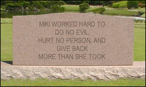 Mikis-tombstone